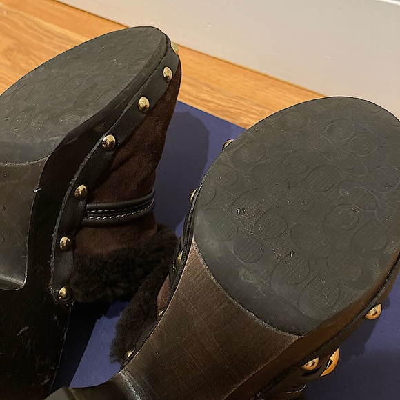 Slip on clog for the Fall and Winter Season. 
COACH IVANKA FAUX FUR SANDALS - Picture 4 of 4